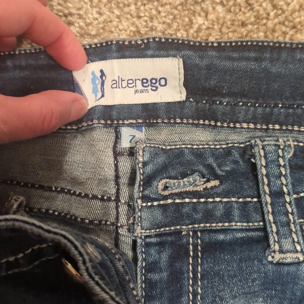 Alterego Capris - Picture 3 of 3